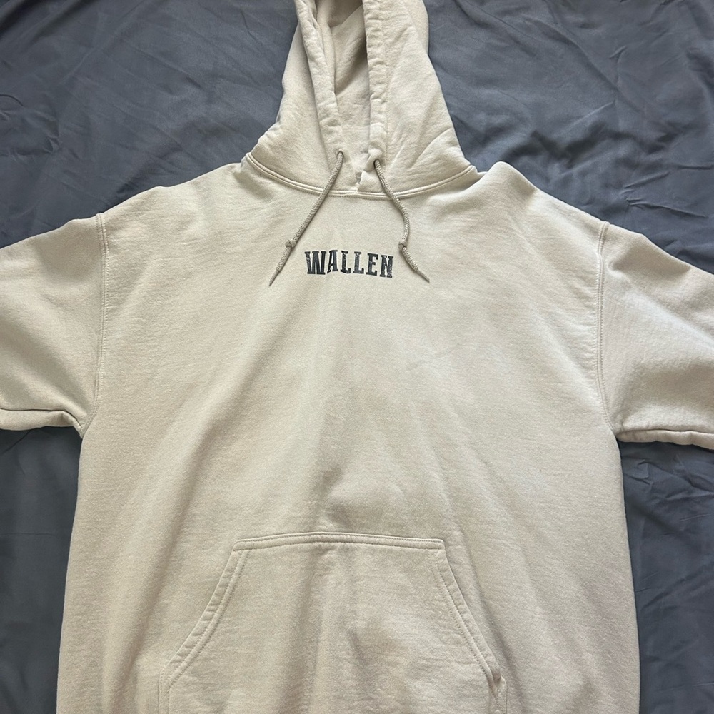 Gildan Cream Hoodie Sweater